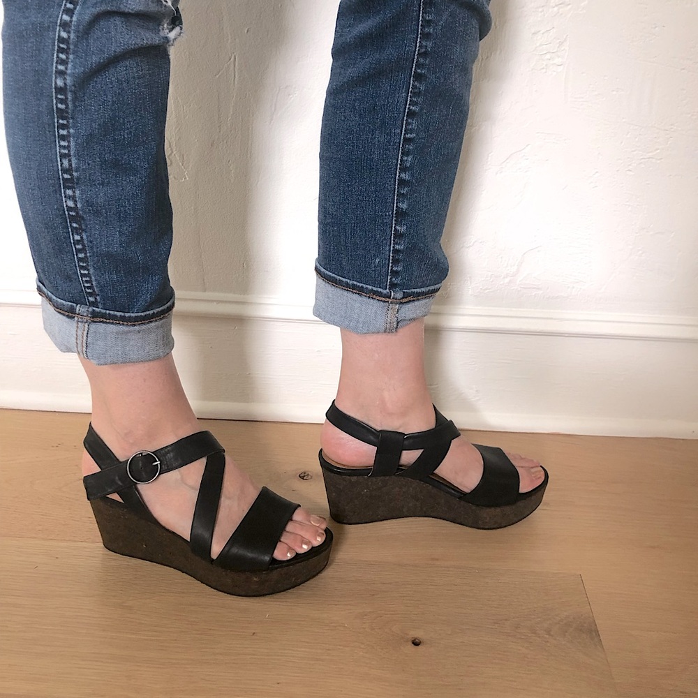 Coclico leather sandals